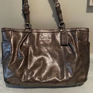 Coach F17721 East/West Leather Tote